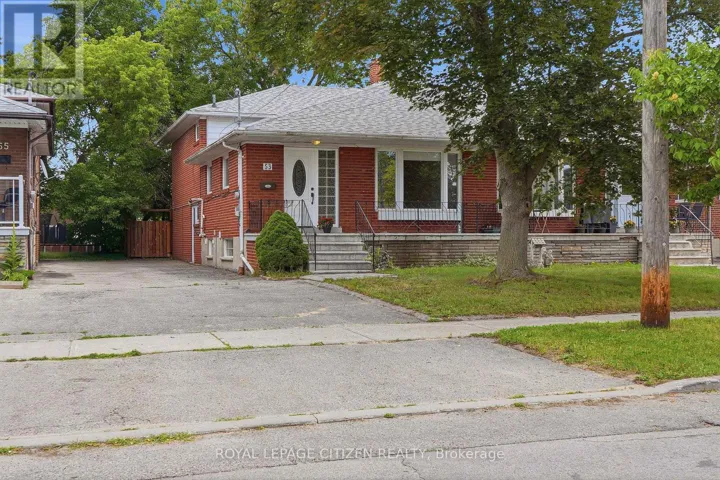 53 GRAMPIAN CRESCENT, Toronto (Humber Summit), Ontario M9L2L2