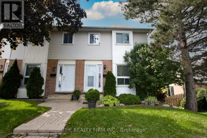 32 - 110 DEVERON CRESCENT, London South (South T), Ontario N5Z4W7
