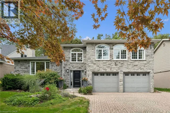 334 COLERIDGE Drive, Waterloo, Ontario N2L2V6