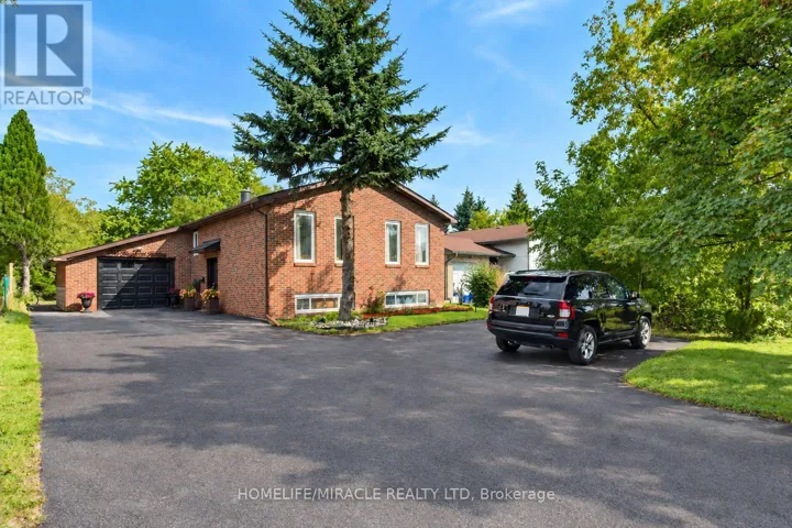 696 SHEPPARD AVENUE, Pickering (Woodlands), Ontario L1V1G3