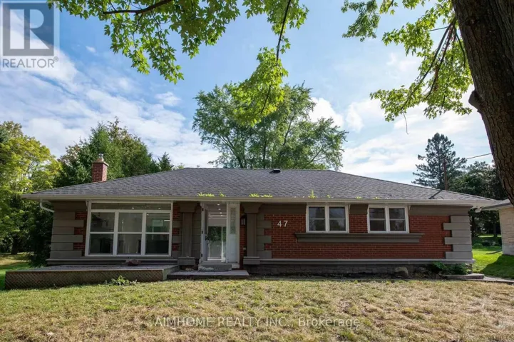 47 BELFRY DRIVE, Newmarket (Huron Heights-Leslie Valley), Ontario L3Y3E9
