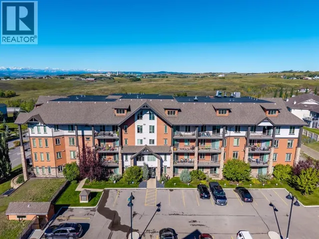2203, 15 Sunset Square, Cochrane, Alberta T4C0E7