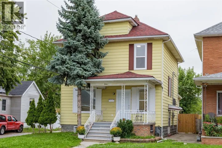 941 CATARAQUI, Windsor, Ontario N9A3P7