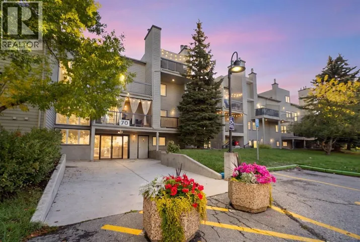 2136, 70 Glamis Drive SW, Calgary, Alberta T3E6T6