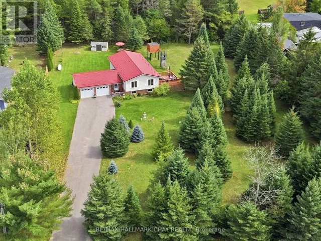 8871 MCKINNON ROAD, Essa, Ontario L0M1B4