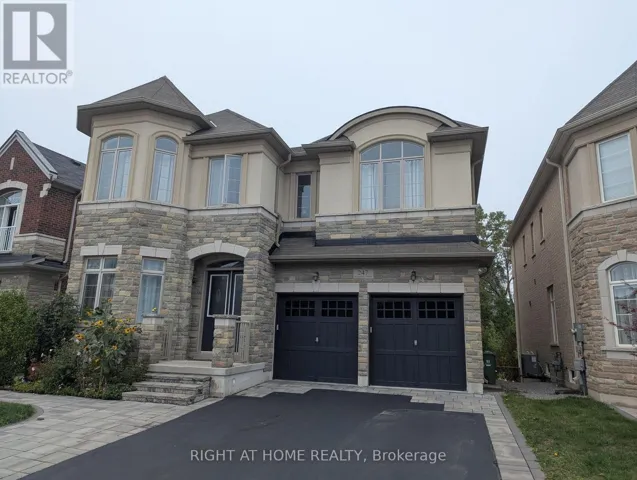247 HUMPHREY STREET, Hamilton (Waterdown), Ontario L8B1X4