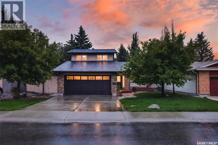 3643 White BAY, Regina, Saskatchewan S4S7C9