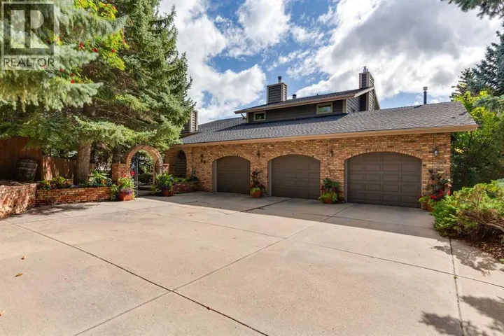 20 Silver Creek Place NW, Calgary, Alberta T3B5A2