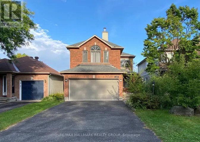 128 GRENADIER WAY, Ottawa, Ontario K2J4M1