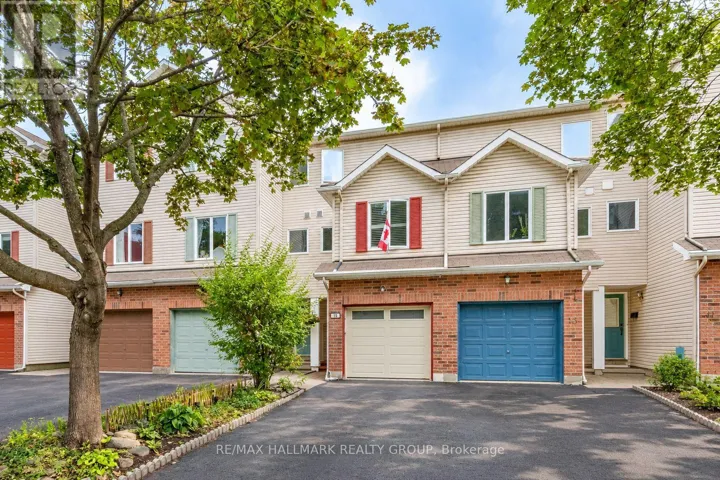 15 PROVENDER AVENUE, Ottawa, Ontario K1K4N3