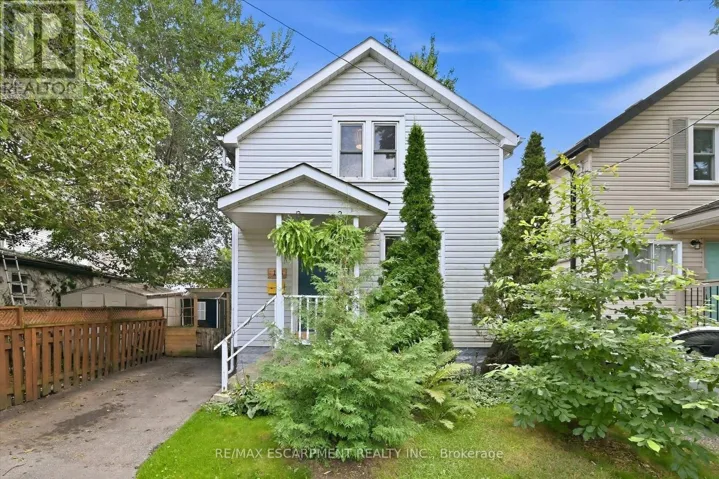 174 BEECH STREET, St. Catharines (Downtown), Ontario L2R2C6