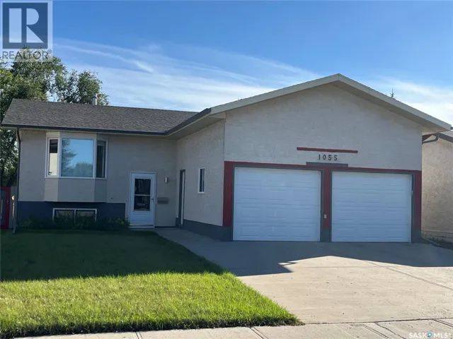 1055 KENDERDINE DRIVE N, Regina, Saskatchewan S4X4H5