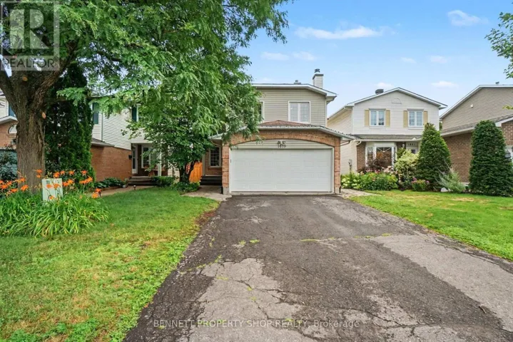 1879 LECLAIR CRESCENT, Ottawa, Ontario K1E3S1