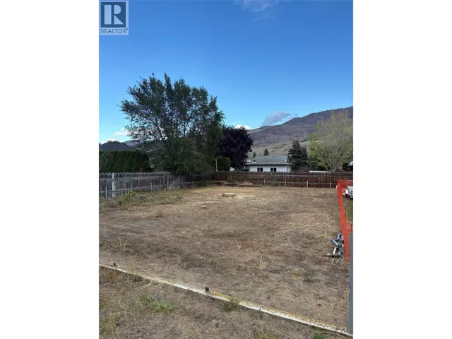 784 Bissette Road, Kamloops, British Columbia V2B8H7