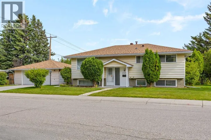 6904 8 Street NW, Calgary, Alberta T2K1G1