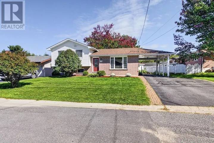 58 Edgecliff Crescent, Garson, Ontario P3L1H8