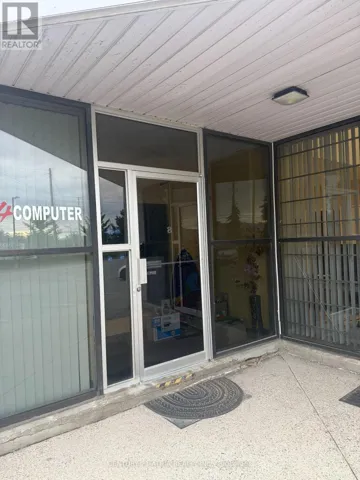 8 - 70 ESNA PARK DRIVE, Markham (Milliken Mills West), Ontario L3R6E7
