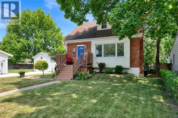 94 Dundas STREET, Wallaceburg, Ontario N8A2J2