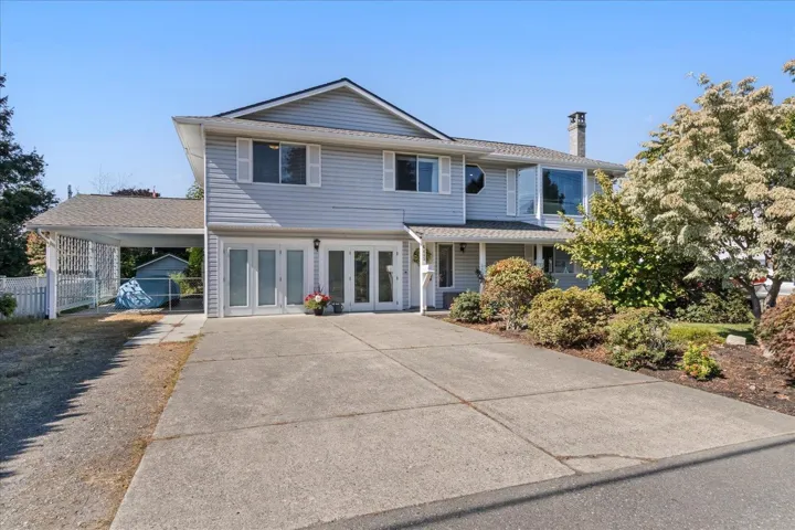 6445 SILVERTHORNE ROAD, Sardis South, Chilliwack, British Columbia V2R2N6