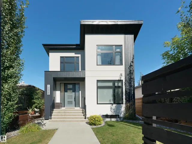 10926 72 AV NW, Edmonton, Alberta T6G0A9