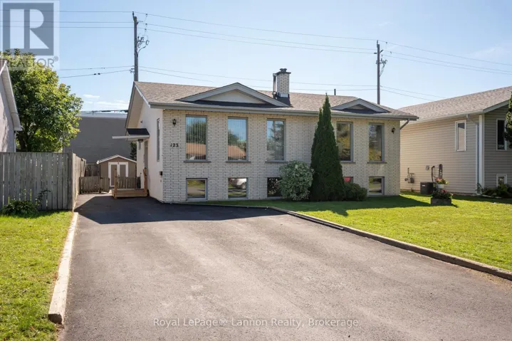 123 PARSONS AVENUE, Thunder Bay (Shuniah), Ontario P7A7B3