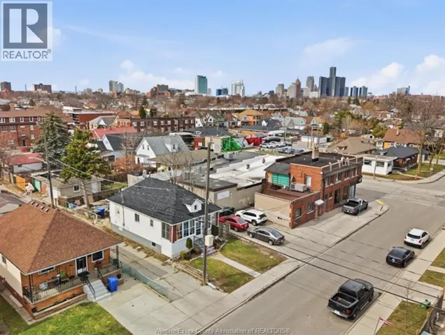1023 HALL AVENUE, Windsor, Ontario N9A2M6