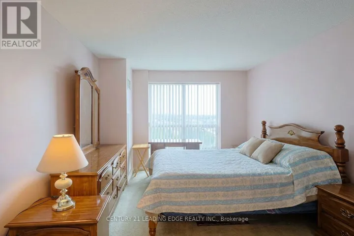 726 - 3 ELLESMERE STREET, Richmond Hill (Langstaff), Ontario L4B4N2