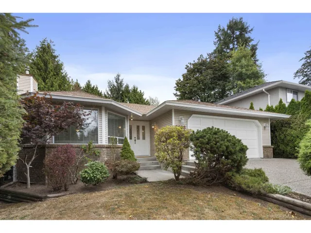 2888 153A STREET, Surrey, British Columbia V4P1G5