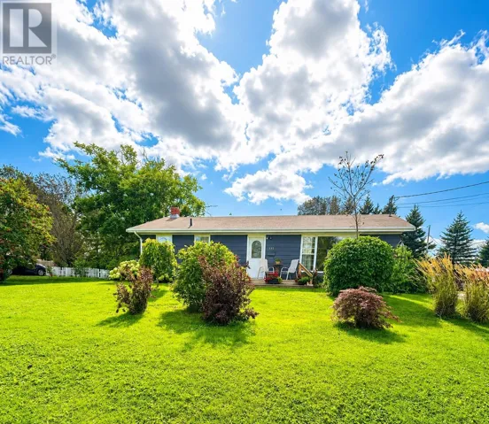 113 Maple Avenue, Charlottetown, Prince Edward Island C1A6G4