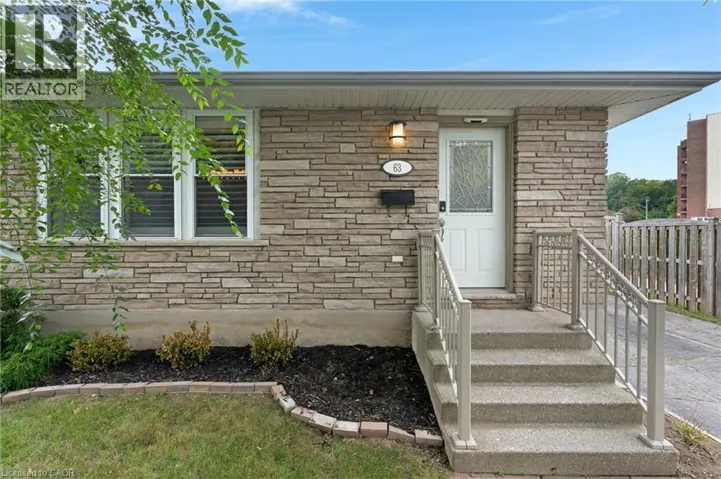 63 CEDARHILL Crescent, Kitchener, Ontario N2E1R3