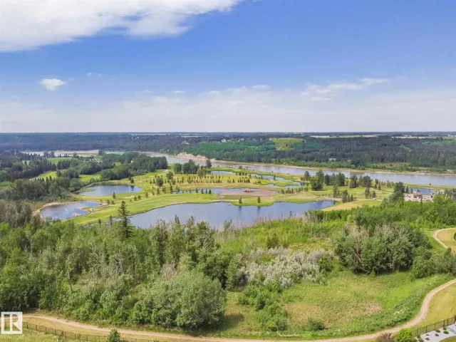 34 WINDERMERE DR SW, Edmonton, Alberta T6W0S2