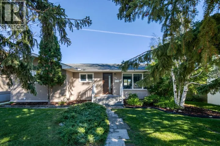 36 Bracebridge Crescent SW, Calgary, Alberta T2W0Y7