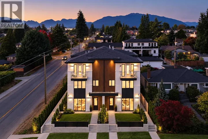 2 6503 WINCH STREET, Burnaby, British Columbia V5B2L5
