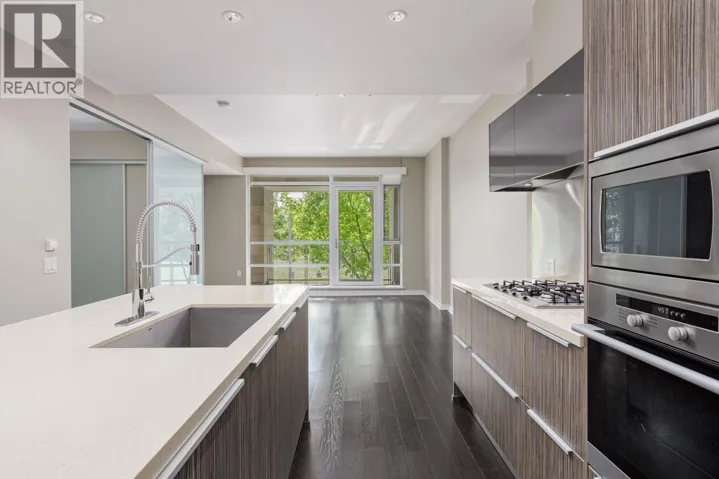 209 1616 COLUMBIA STREET, Vancouver, British Columbia V5Y0B7
