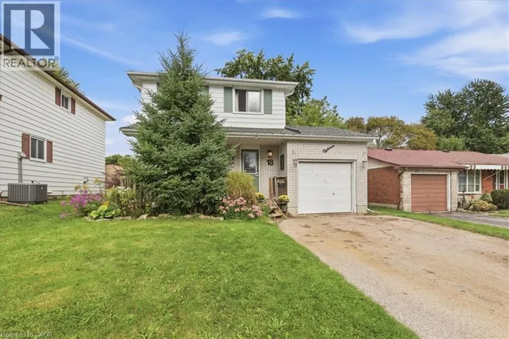 18 FOREST GLEN Court, Kitchener, Ontario N2N1E2