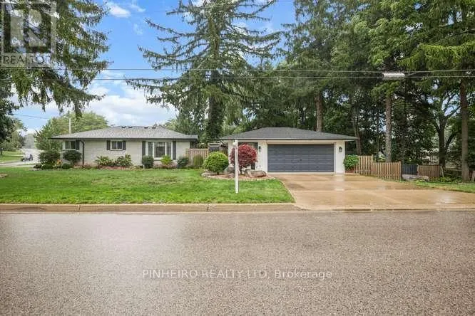 218 TARBART TERRACE, London North (North P), Ontario N6H3B2
