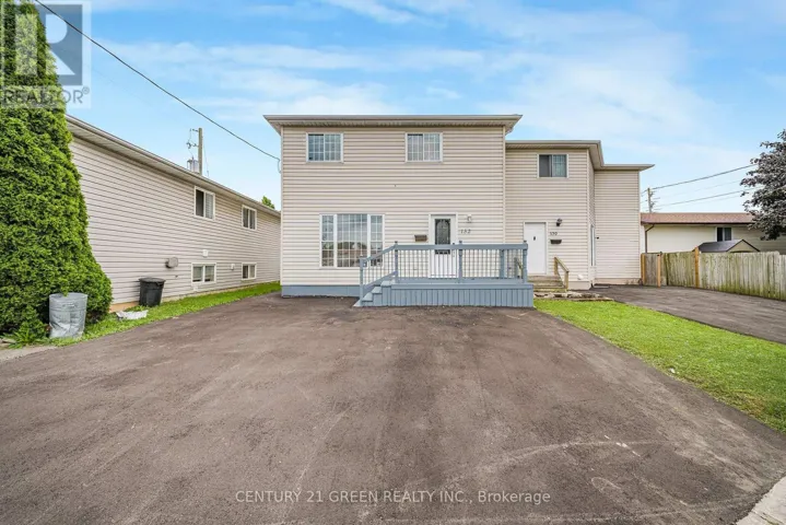 132 CARLTON STREET, St. Catharines (Downtown), Ontario L2R7S6