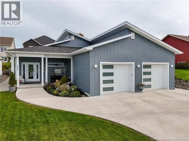 147 Reba Crescent, Fredericton, New Brunswick E3G0B5