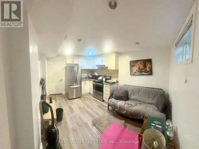 BSMT - 288 CONNAUGHT AVENUE, Toronto (Newtonbrook West), Ontario M2R2L9