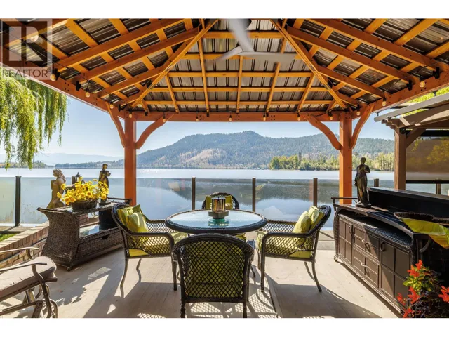 415 Commonwealth Road Lot# 239, Kelowna, British Columbia v4v1p4