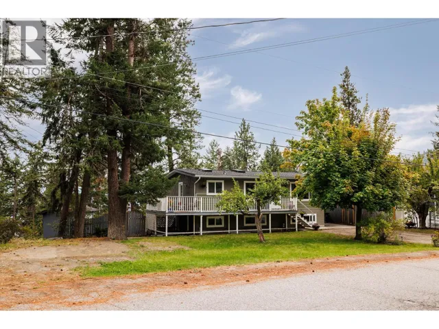 5215 PINERIDGE Road, Peachland, British Columbia V0H1X8