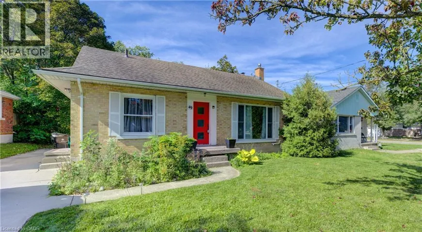 49 DIETZ Avenue S, Waterloo, Ontario N2L2J8