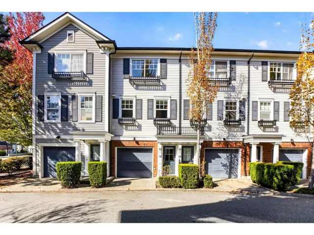 82 18983 72A AVENUE, Surrey, British Columbia V4N1A5