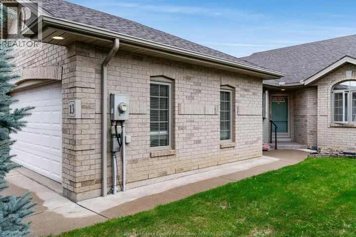 13 Leonard Dr, Kingsville, Ontario N9Y4G4