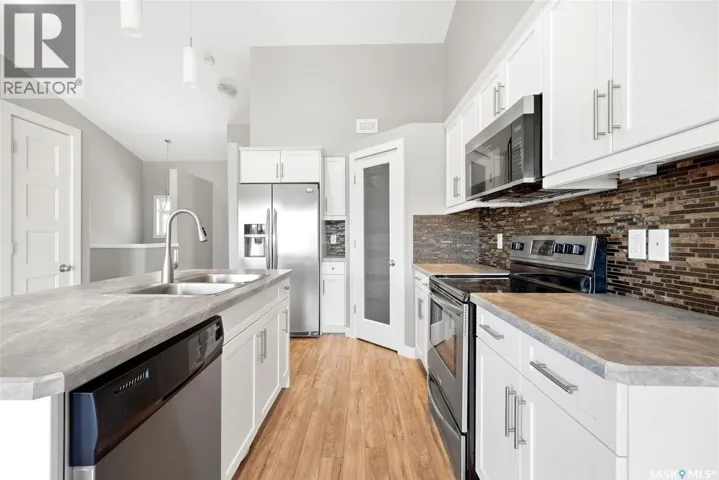 4493 James Hill ROAD, Regina, Saskatchewan S4W0K5