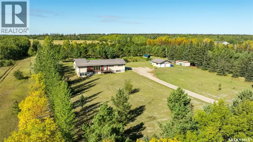 Grieg Road Acreage, Buckland Rm No. 491, Saskatchewan S6V5R3