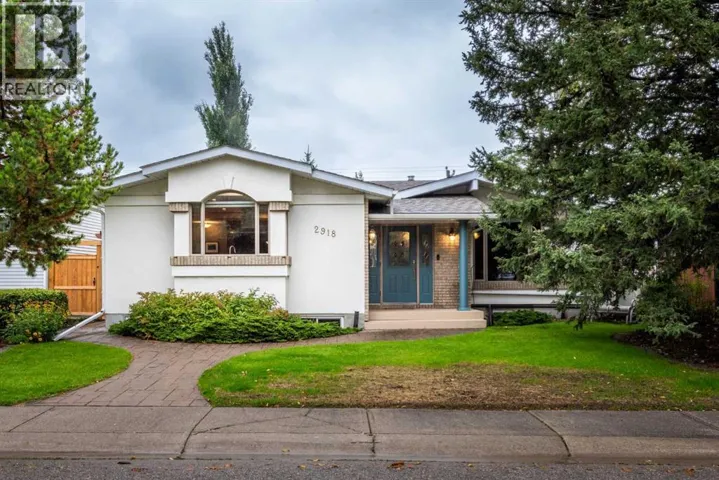 2918 Lathom Crescent SW, Calgary, Alberta T3E5W7