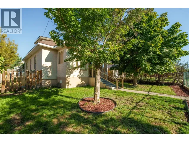 574 Van Horne Street, Penticton, British Columbia V2A4K8