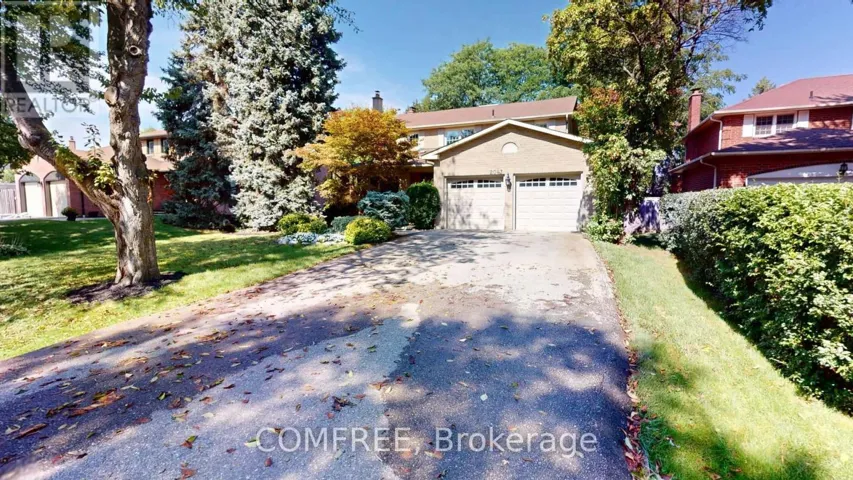 2043 BURBANK DRIVE, Mississauga (Erin Mills), Ontario L5L2T6