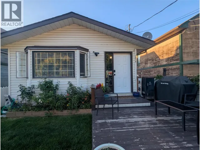 1018 HILLSIDE Avenue, Chase, British Columbia V0E1M0